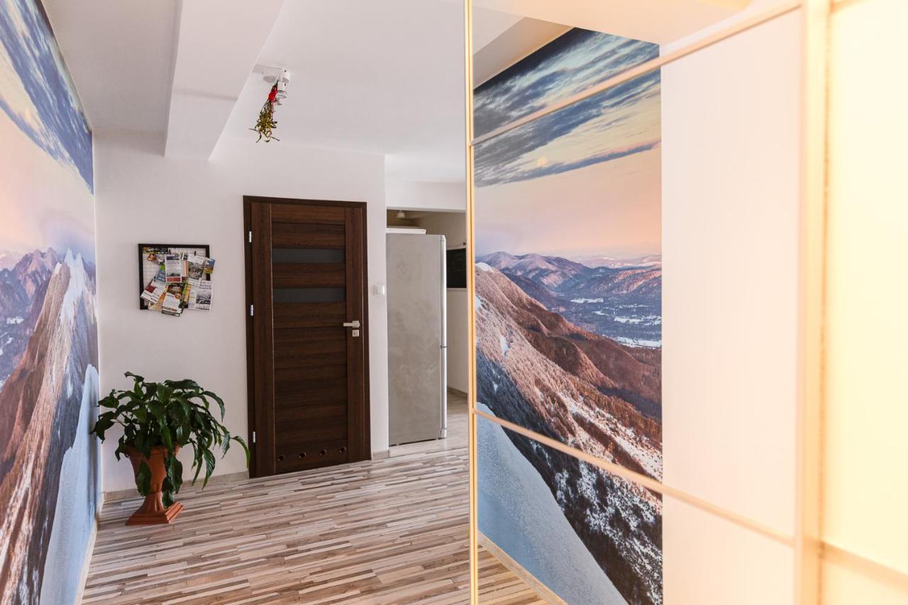 Apartament W Centrum Ustrzyki Dolne Esterno foto
